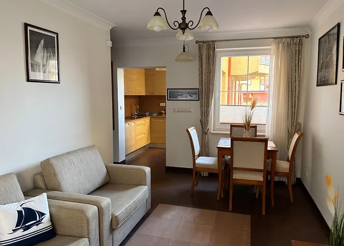 Boso Na Plażę Z Garażem, 5 Min Plaża, Centrum Apartament